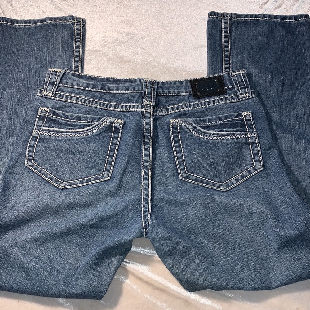 Jeans - Picture 8 of 10